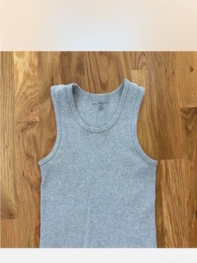 Brandy Melville Heather Gray Ribbed Crew Neck Tank